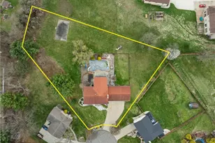 504 Greenbrier Ct, Steubenville, OH 43953 - Photo 3