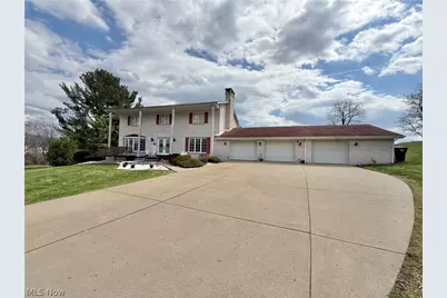 504 Greenbrier Court, Steubenville, OH 43953 - Photo 1