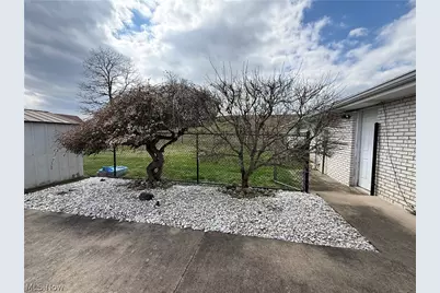 504 Greenbrier Court, Steubenville, OH 43953 - Photo 41