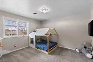 504 Greenbrier Ct, Steubenville, OH 43953 - Photo 23
