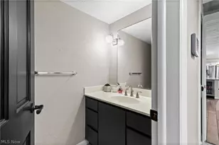 504 Greenbrier Ct, Steubenville, OH 43953 - Photo 15