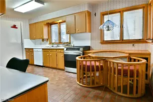 2521 Jennifer Dr, Poland, OH 44514 - Photo 15