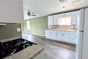 297 Depot St, Conneaut, OH 44030 - Photo 3