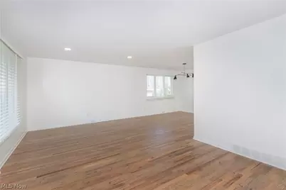 657 Lander Drive, Highland Heights, OH 44143 - Photo 13