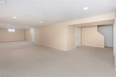 657 Lander Drive, Highland Heights, OH 44143 - Photo 33