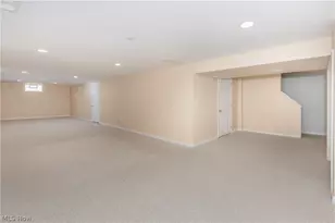 657 Lander Dr, Highland Heights, OH 44143 - Photo 33