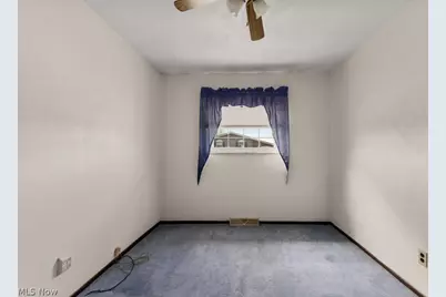115 Arena Drive, Weirton, WV 26062 - Photo 19
