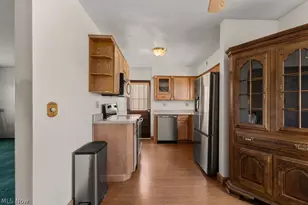 115 Arena Dr, Weirton, WV 26062 - Photo 9