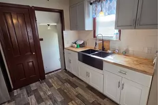 1275 S Green Rd, South Euclid, OH 44121 - Photo 7