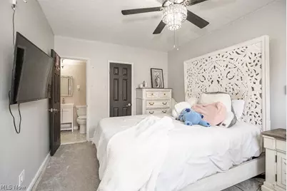 19015 Van Aken Boulevard #406, Huber Heights, OH 44122 - Photo 13