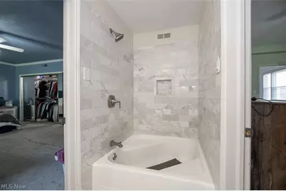 19015 Van Aken Boulevard #406, Huber Heights, OH 44122 - Photo 17