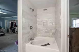 19015 Van Aken Blvd, Huber Heights, OH 44122 - Photo 17