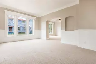 958 Forest Ave, Zanesville, OH 43701 - Photo 5