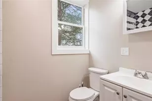 958 Forest Ave, Zanesville, OH 43701 - Photo 17