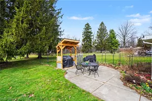 8084 Wright Rd, Grandview Heights, OH 44147 - Photo 41