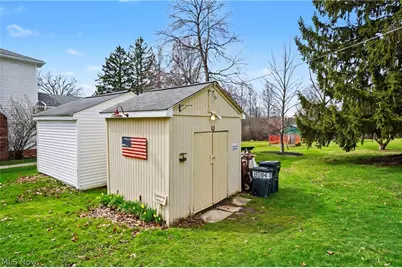 8084 Wright Road, Grandview Heights, OH 44147 - Photo 37