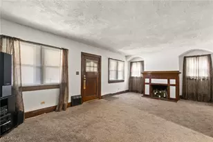 968 Stadelman Ave, Akron, OH 44320 - Photo 5