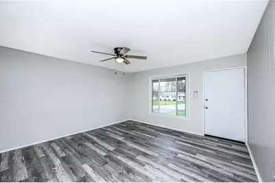 6369 Eldridge Boulevard, Huber Heights, OH 44146 - Photo 5