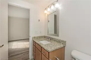 26101 Village Ln, Beachwood, OH 44122 - Photo 25