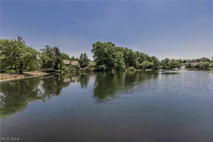 26101 Village Ln, Beachwood, OH 44122 - Photo 45