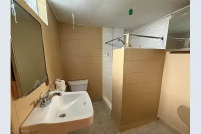 102 Furlen Court, Hubbard, OH 44425 - Photo 17