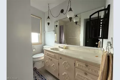 102 Furlen Court, Hubbard, OH 44425 - Photo 7