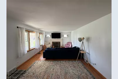 102 Furlen Court, Hubbard, OH 44425 - Photo 3