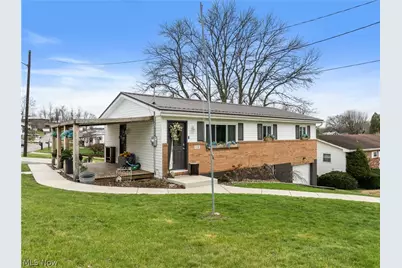 112 Parkview Drive, Wintersville, OH 43953 - Photo 1