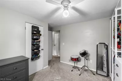 112 Parkview Drive, Wintersville, OH 43953 - Photo 17