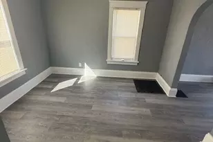 1007 Dewalt Ave NW, Canton, OH 44703 - Photo 3