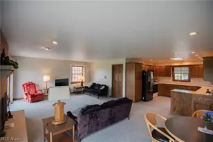 6424 Weaver Rd, Berlin Center, OH 44401 - Photo 9