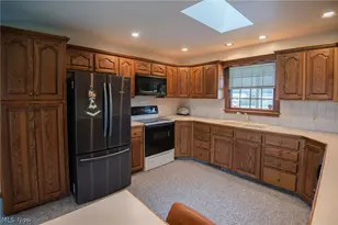 6424 Weaver Rd, Berlin Center, OH 44401 - Photo 7