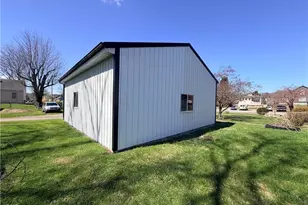 817 Superior St, Zanesville, OH 43701 - Photo 25