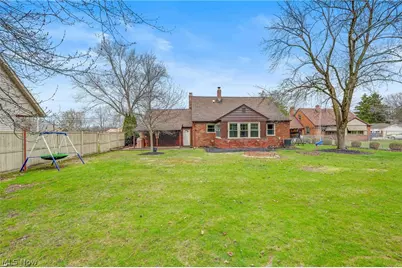 24037 Mastick Road, North Olmsted, OH 44070 - Photo 41