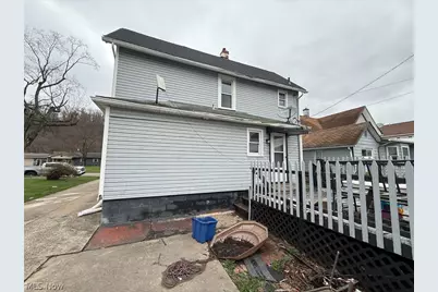 555 E Canal Street, Newcomerstown, OH 43832 - Photo 7