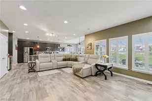 4330 Weathervane Dr, Lorain, OH 44053 - Photo 9