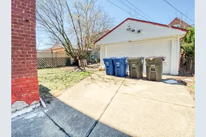 1622 Winchester Avenue, Oakwood, OH 44107 - Photo 29
