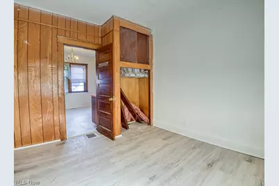 1622 Winchester Avenue, Oakwood, OH 44107 - Photo 9