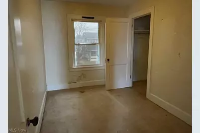 1138 Roslyn Avenue SW, Canton, OH 44710 - Photo 7