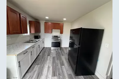 343 Stewart Street, Zanesville, OH 43701 - Photo 9