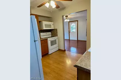 1059 Jean Avenue, Akron, OH 44310 - Photo 7
