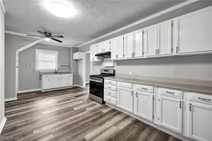 127 E 35th St, Lorain, OH 44055 - Photo 5