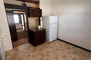 1707 W 31st Pl, Loveland, OH 44113 - Photo 5