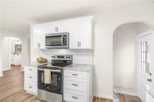 4216 38th St NW, Canton, OH 44718 - Photo 3