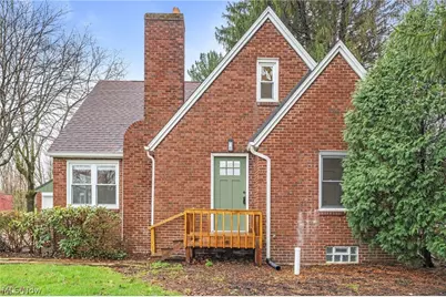 4216 38th Street NW, Canton, OH 44718 - Photo 1