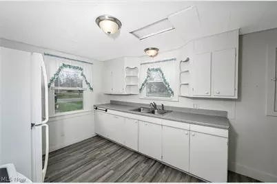 575 Park Road, Painesville, OH 44077 - Photo 9