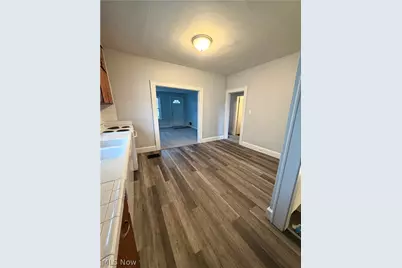 776 Larzelere Avenue, Zanesville, OH 43701 - Photo 9