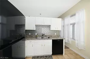 5780 Emerald Ridge Pkwy, Solon, OH 44139 - Photo 19