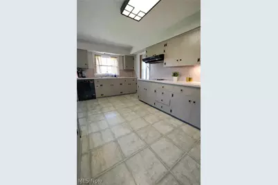 1627 Bayberry Lane, Coshocton, OH 43812 - Photo 11