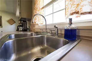 1627 Bayberry Ln, Coshocton, OH 43812 - Photo 13